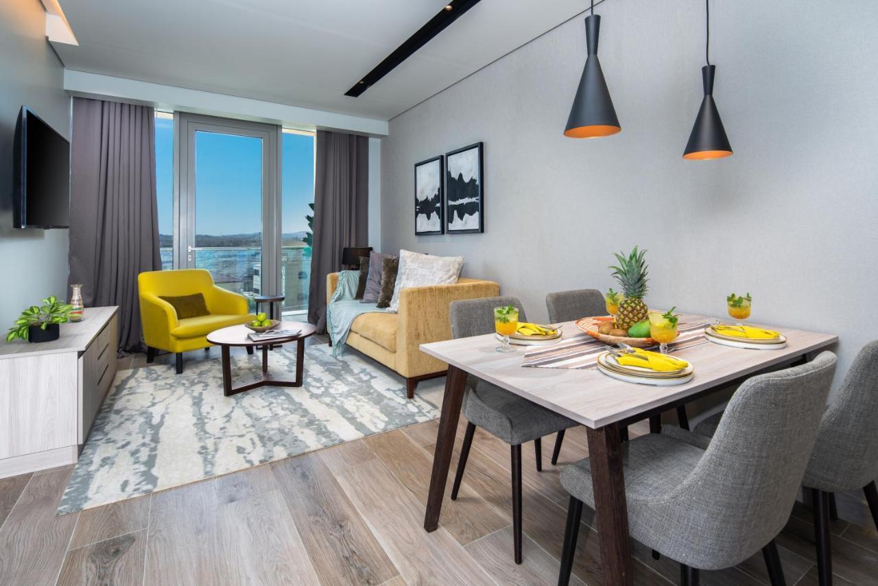 אפרטהוטל Citadines אבהא מראה חיצוני תמונה A staged apartment at The Standard